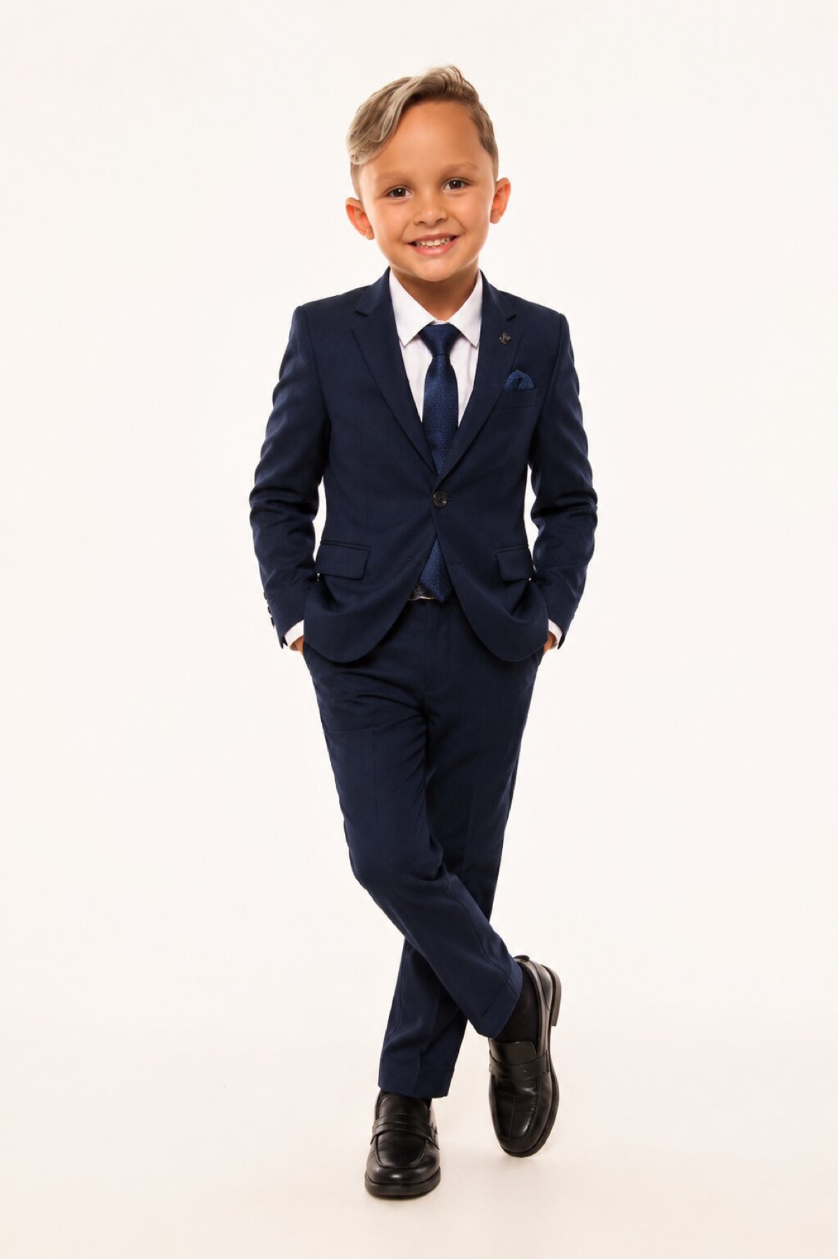 Formal look — navy suit and tie, full length